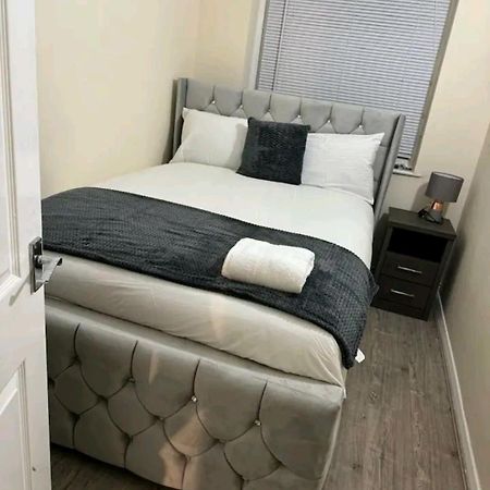 Lovely 2-Bed Apartment In Knowle Solihull Dış mekan fotoğraf